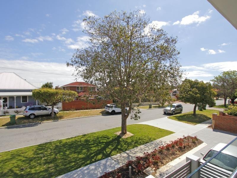 1/16 Watson Place, Maylands WA 6051