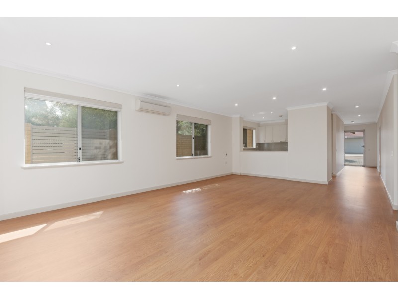 1 Fraser Grove, Bentley WA 6102