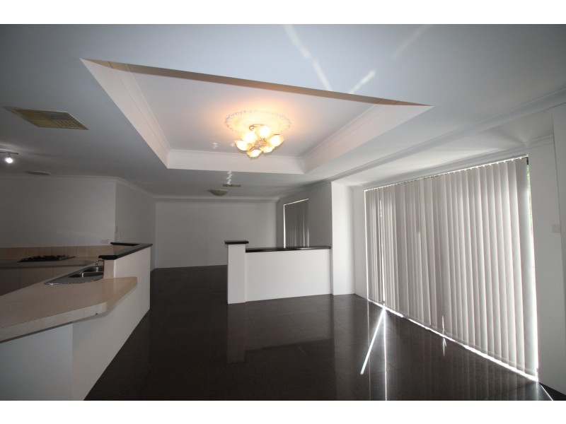 30 Tobermory Boulevard, Ellenbrook WA 6069