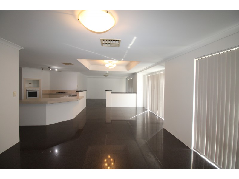 30 Tobermory Boulevard, Ellenbrook WA 6069