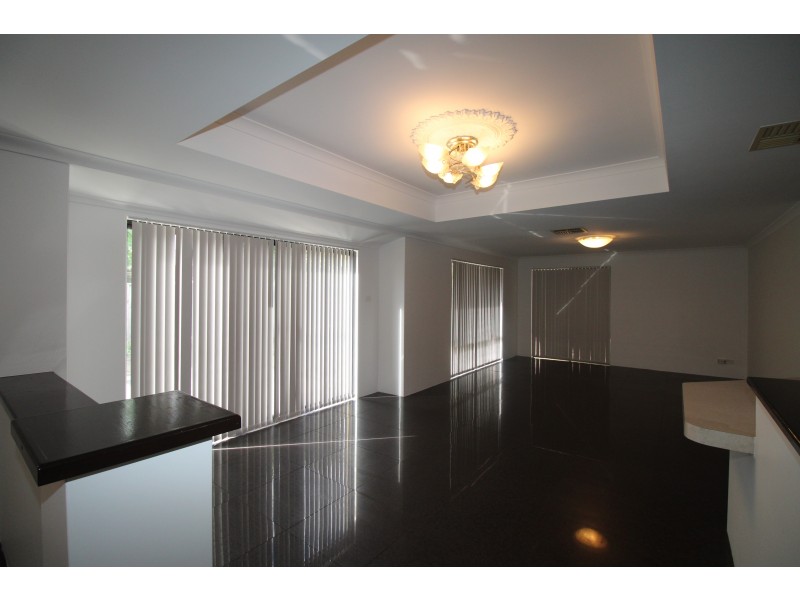 30 Tobermory Boulevard, Ellenbrook WA 6069