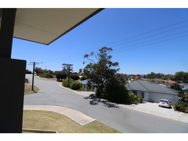 26 McKenzie Way, Embleton WA 6062