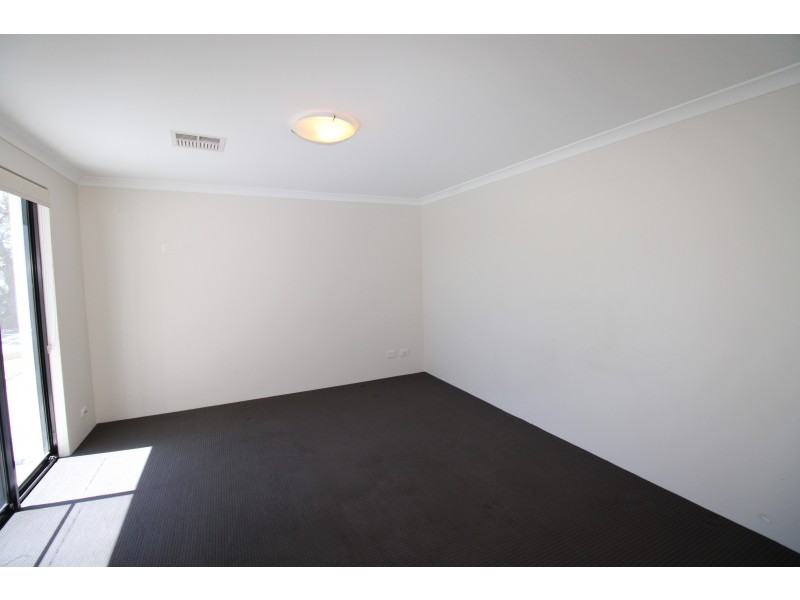 26 McKenzie Way, Embleton WA 6062