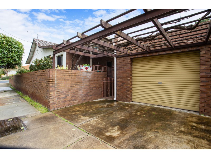 22 Coode Street, Bayswater WA 6053