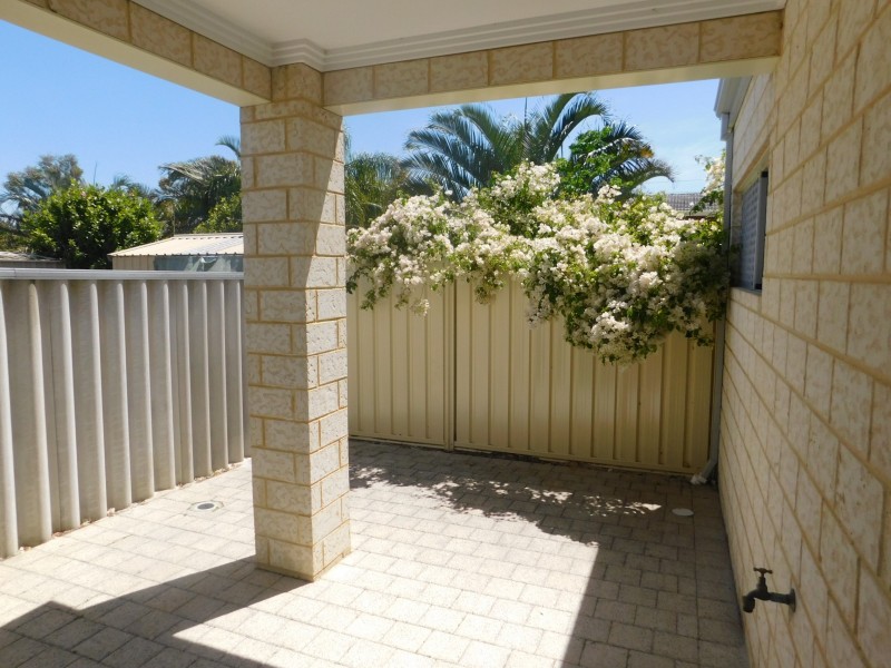 3/163 Mirrabooka Avenue, Balga WA 6061