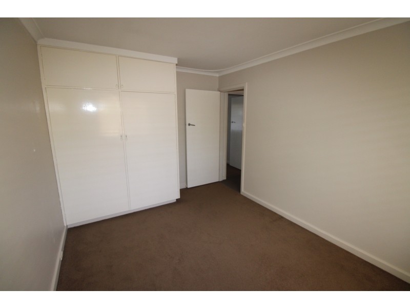 24 Parklands Square, Riverton WA 6148