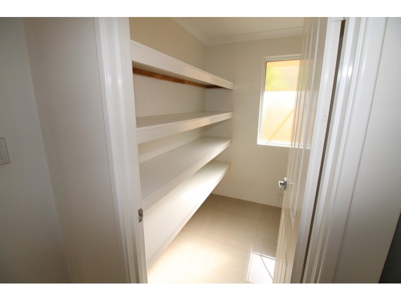 16 Spurwing Way, South Guildford WA 6055