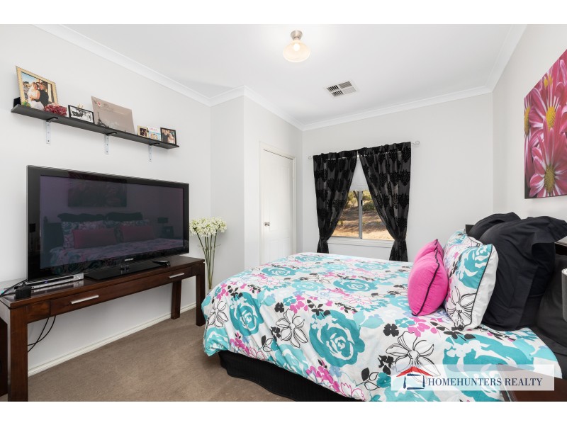 28 Roberts Vale, Hoddys Well WA 6566