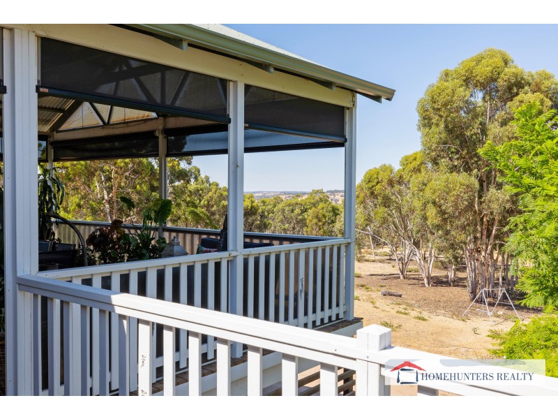 28 Roberts Vale, Hoddys Well WA 6566