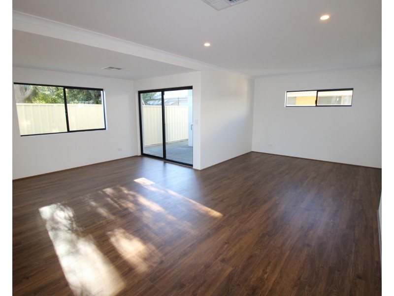4/Unit 123 Hardey Road, Belmont WA 6104