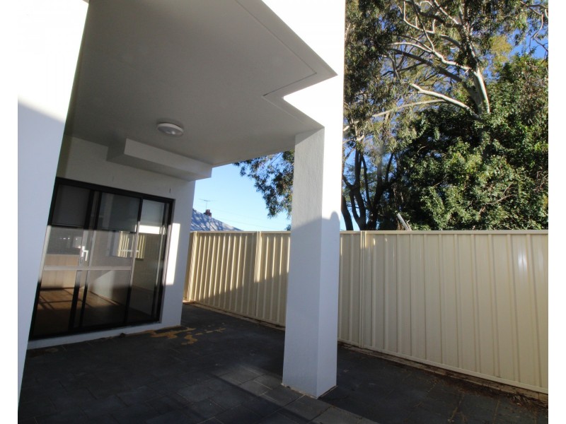 4/Unit 123 Hardey Road, Belmont WA 6104