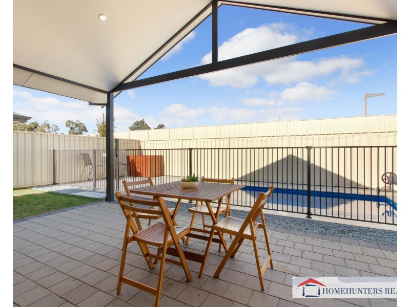 27 Greystone Terrace, Helena Valley WA 6056