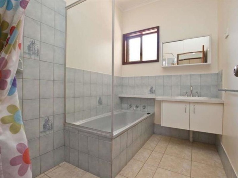 2/12-16 Casuarina Way, Kununurra WA 6743