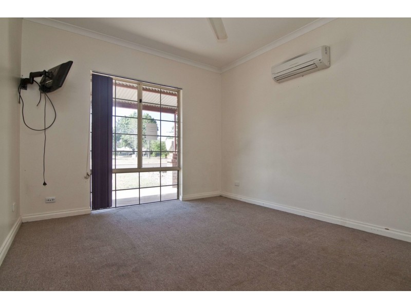 94 Casuarina Way, Kununurra WA 6743