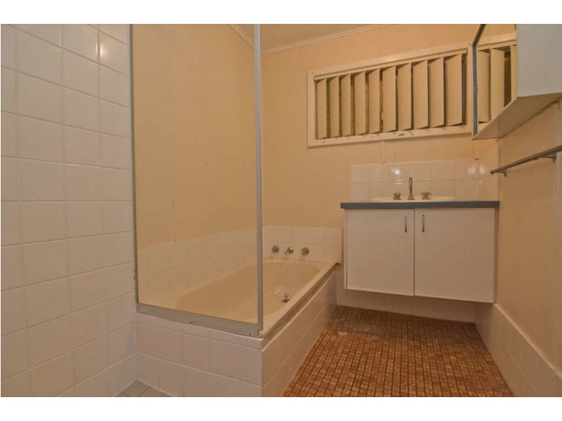 11 Greybox Crescent, Kununurra WA 6743