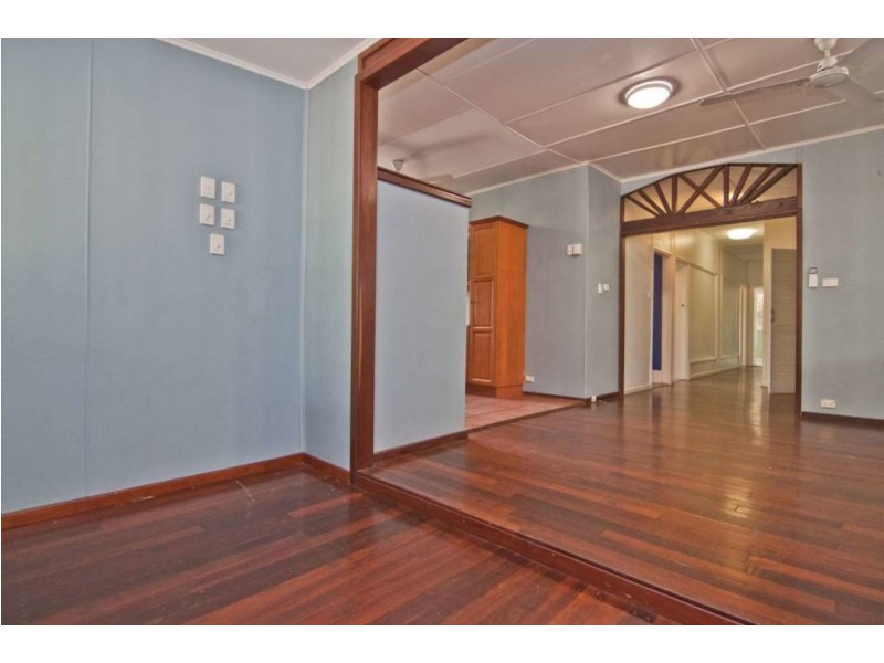 16 Mangaloo Street, Kununurra WA 6743