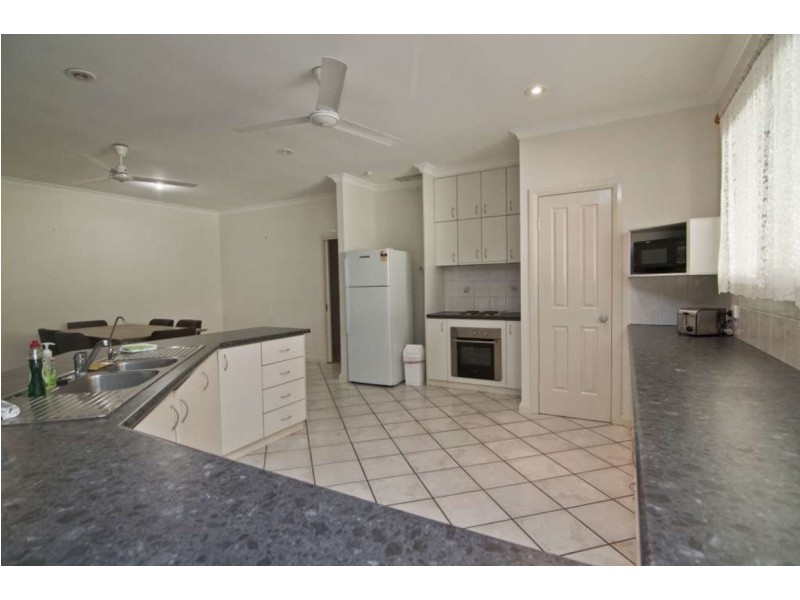 8 Hibiscus Drive, Kununurra WA 6743