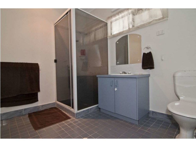 8 Hibiscus Drive, Kununurra WA 6743