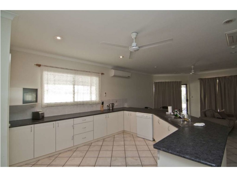 8 Hibiscus Drive, Kununurra WA 6743