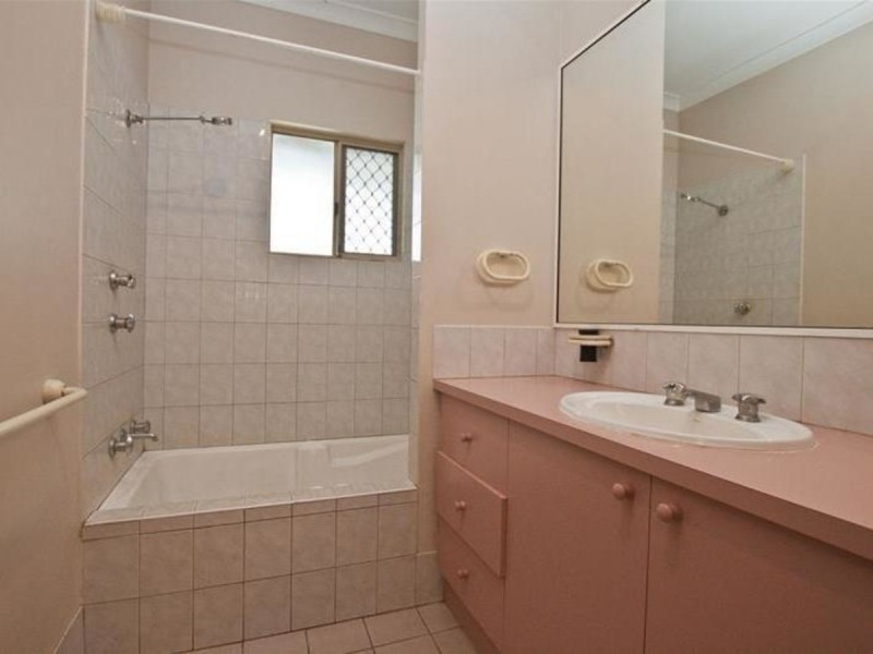 2 Cycas Close, Kununurra WA 6743