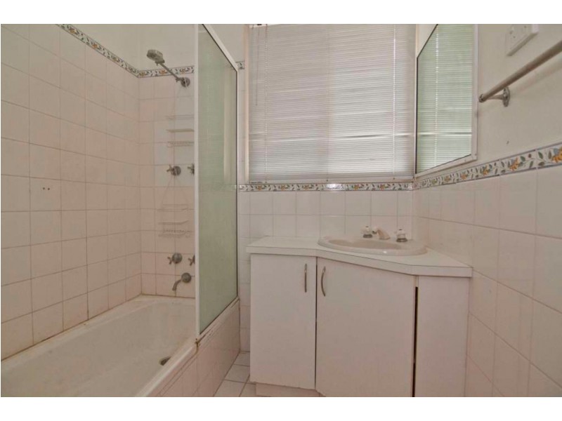 6 Rosewood Avenue, Kununurra WA 6743