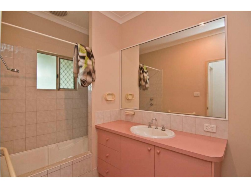 2 Cycas Close, Kununurra WA 6743