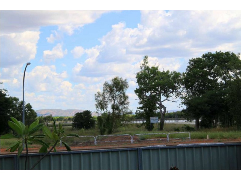 B/16 Plum Court, Kununurra WA 6743