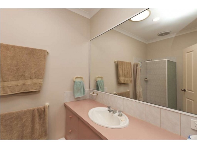 2 Cycas Close, Kununurra WA 6743