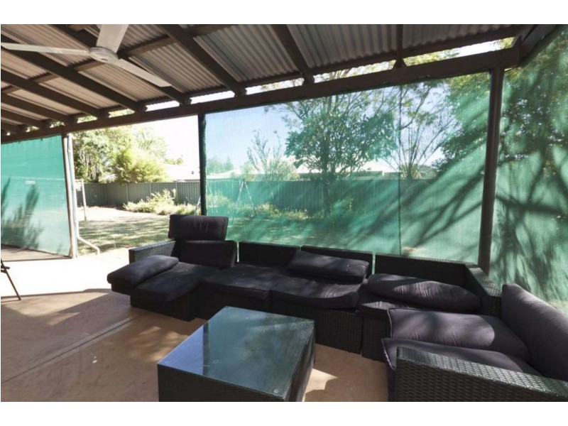 2 Cycas Close, Kununurra WA 6743