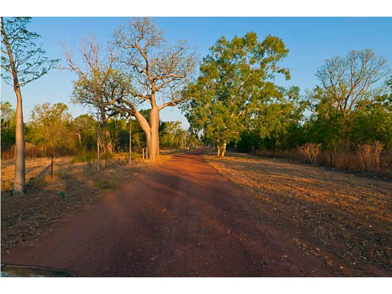 14 Weaber Plain Road, Kununurra WA 6743