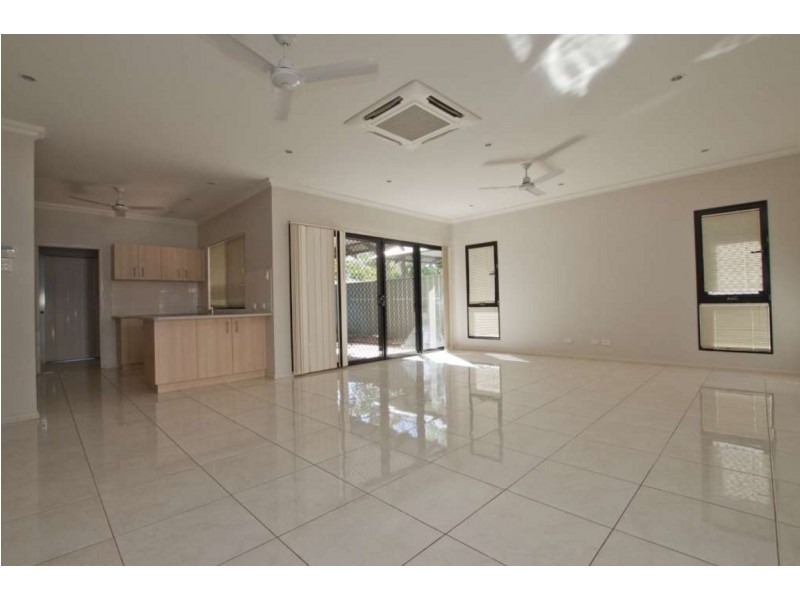 2/7 Greybox Crescent, Kununurra WA 6743