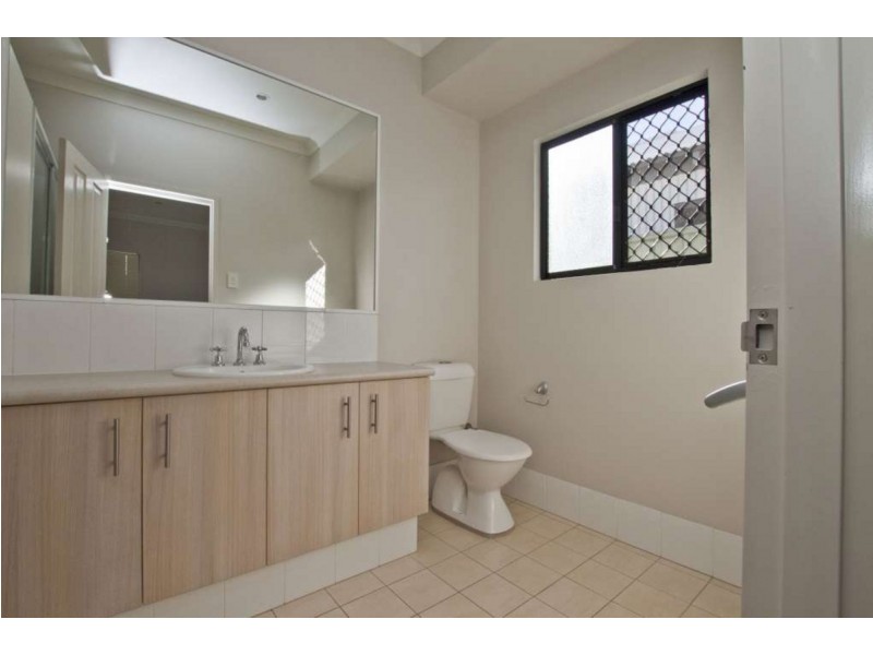 2/7 Greybox Crescent, Kununurra WA 6743