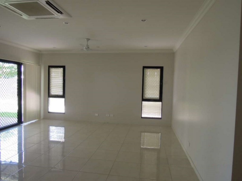 2/7 Greybox Crescent, Kununurra WA 6743