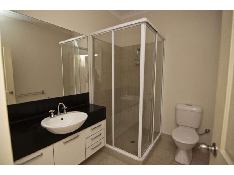 6/8 Messmate Way, Kununurra WA 6743