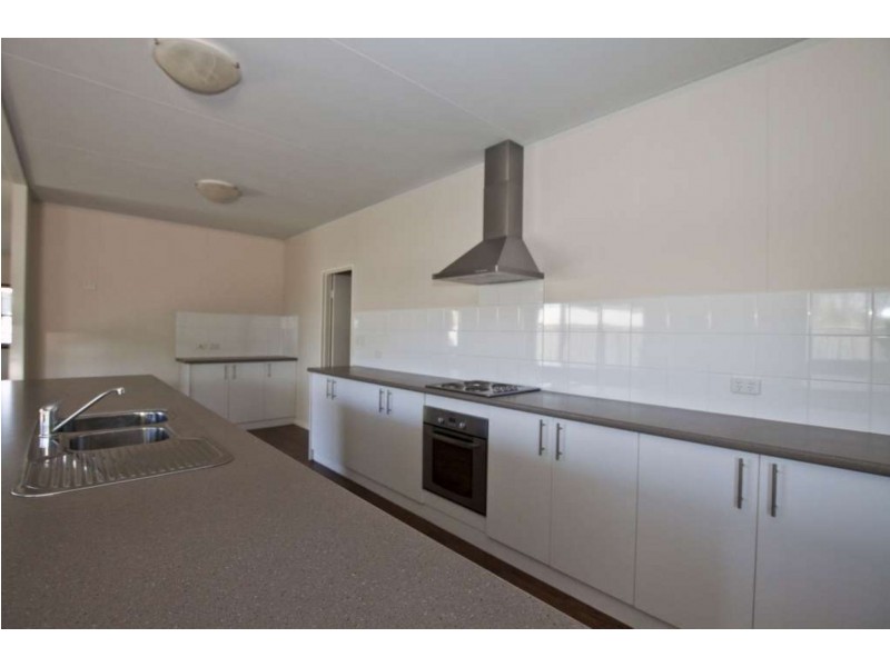 5 Nauclea Way, Kununurra WA 6743