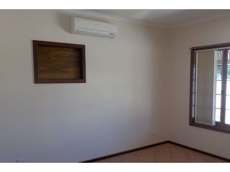 4 Lotus Court, Kununurra WA 6743