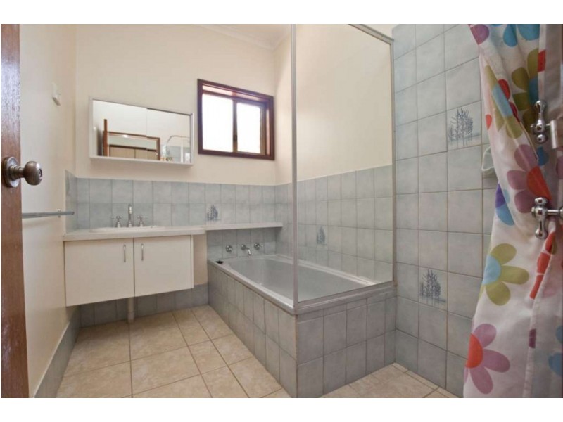 4/12-16 Casuarina Way, Kununurra WA 6743