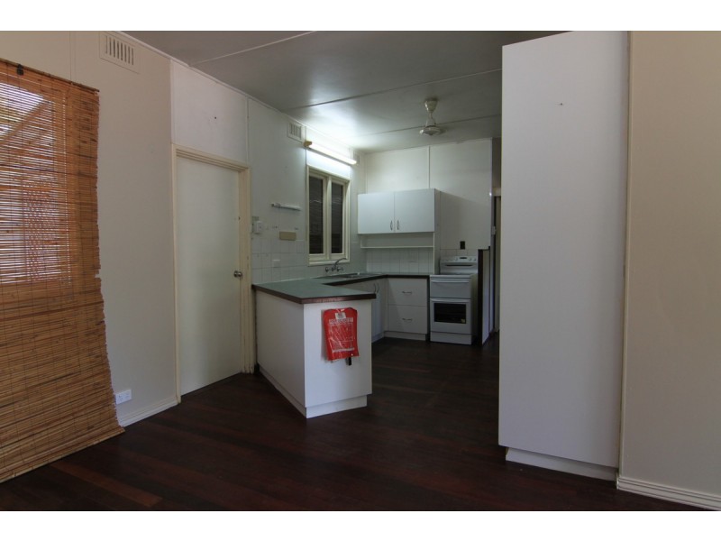 6 Rosewood Avenue, Kununurra WA 6743