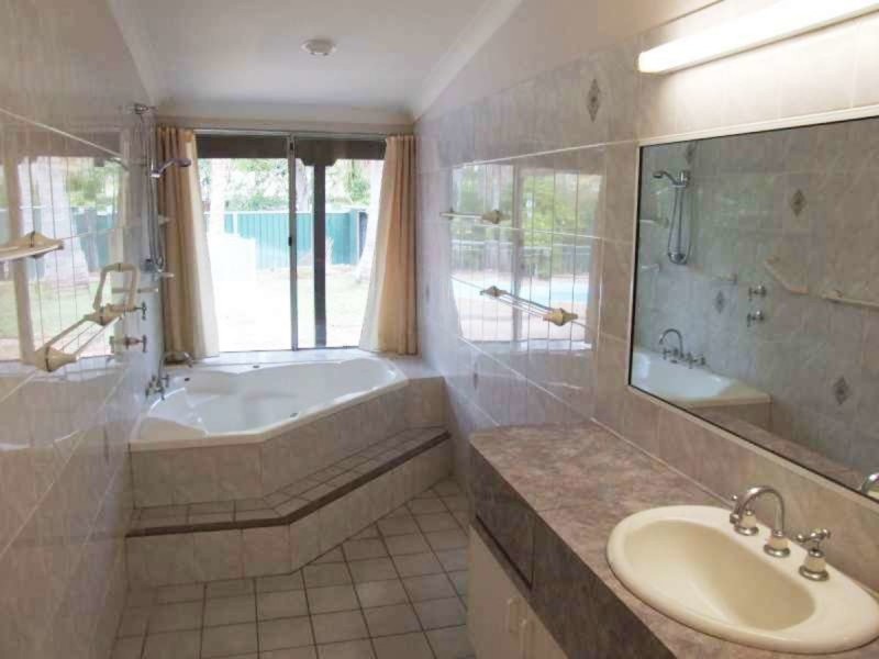 6 Koolparn Court, Kununurra WA 6743