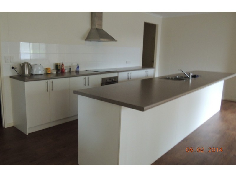 8 Tamarind Meander, Kununurra WA 6743