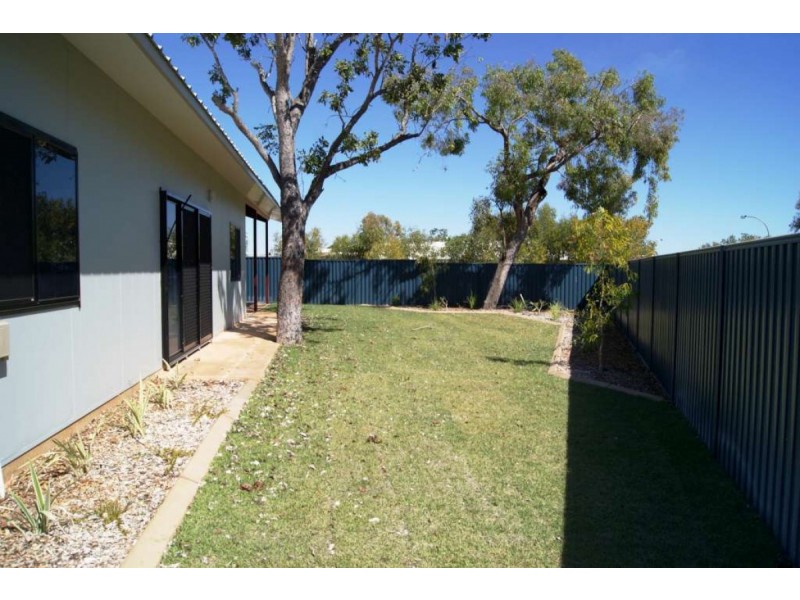 8 Tamarind Meander, Kununurra WA 6743