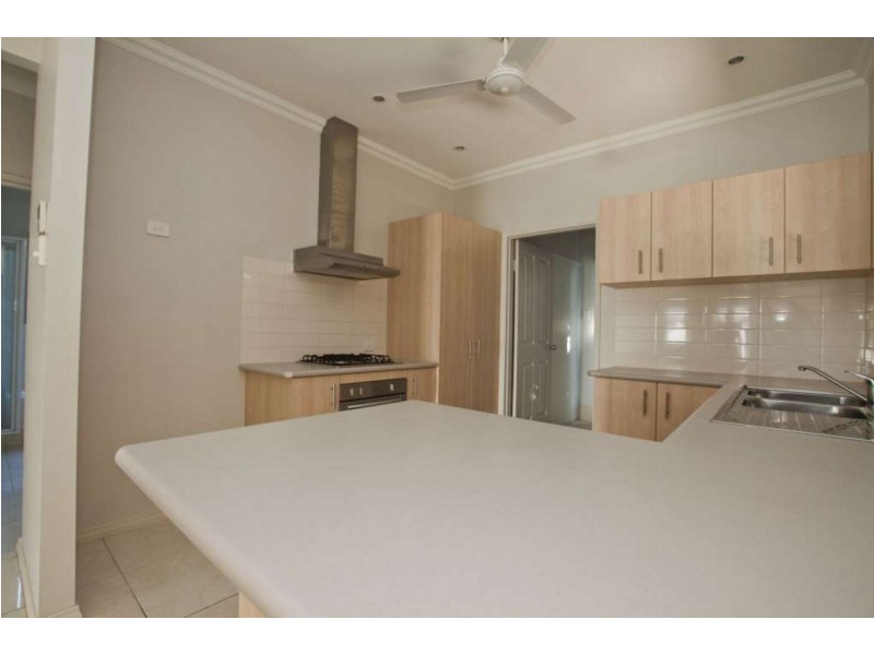 2/7 Greybox Crescent, Kununurra WA 6743