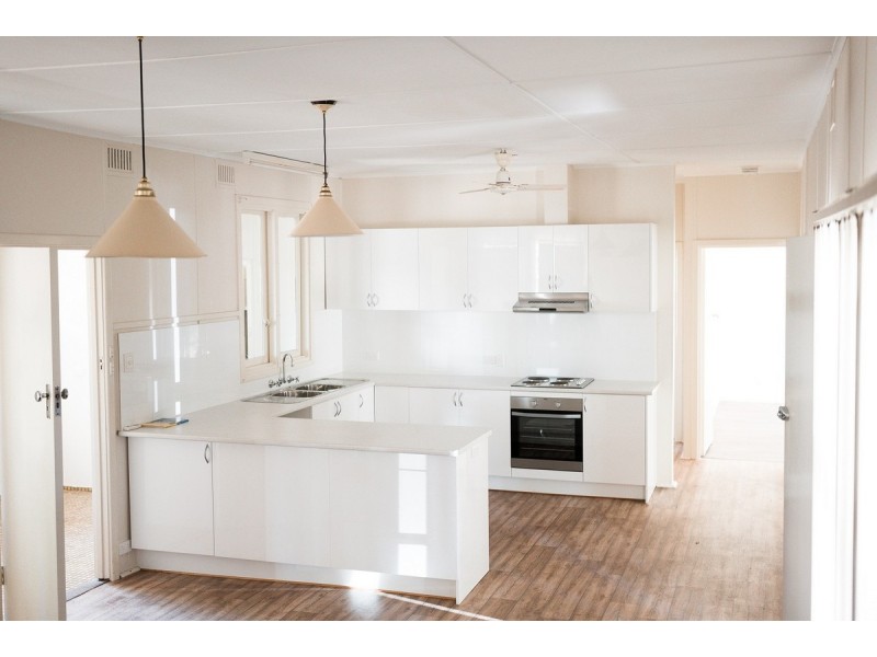 8 Silverbox Avenue, Kununurra WA 6743