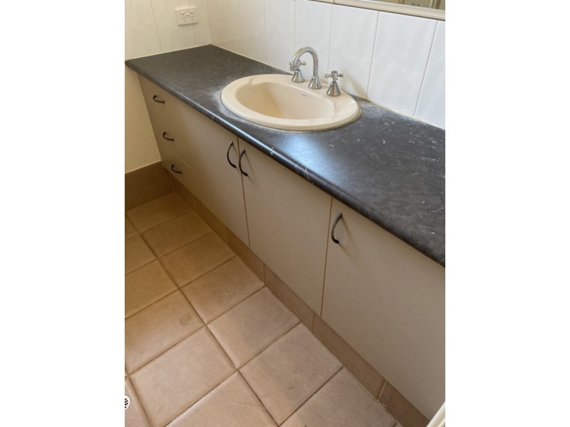 15 Barding Loop, Kununurra WA 6743