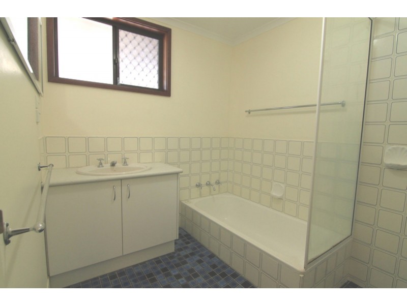 8 Water Lily Place, Kununurra WA 6743