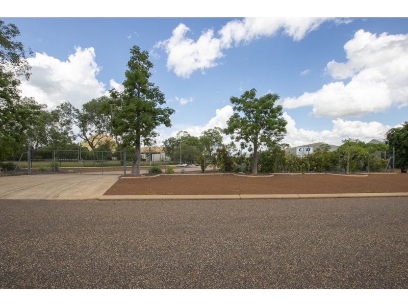 20 Salacca Loop, Kununurra WA 6743