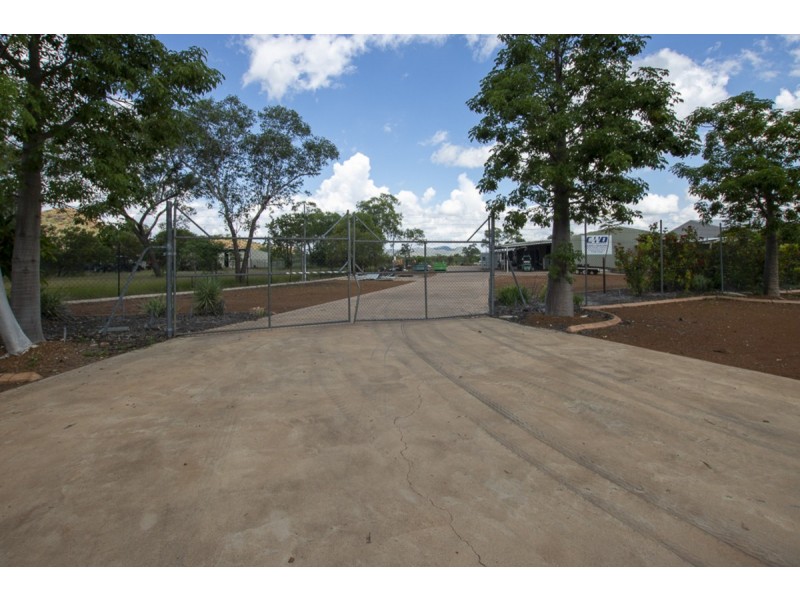 20 Salacca Loop, Kununurra WA 6743