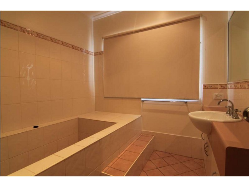 9 Barding Loop, Kununurra WA 6743