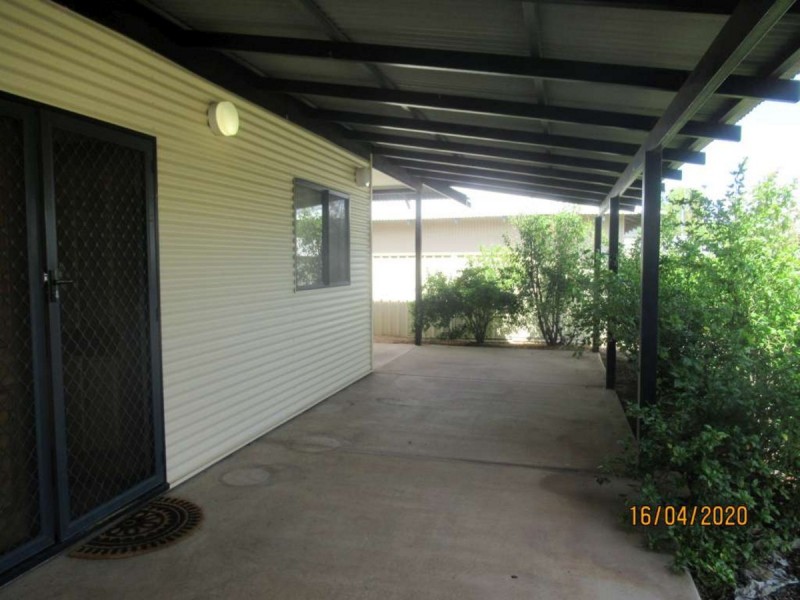 3 Derrinding Way, Kununurra WA 6743