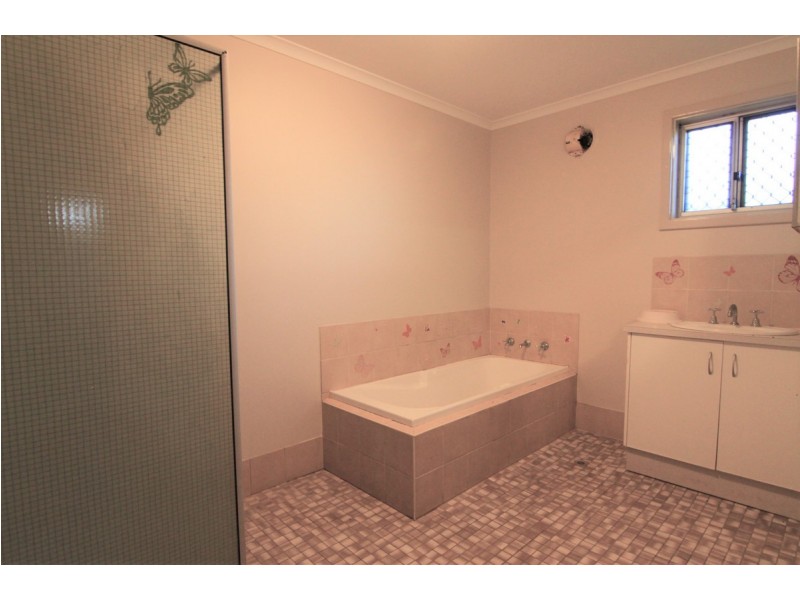 33 Boobialla Way, Kununurra WA 6743